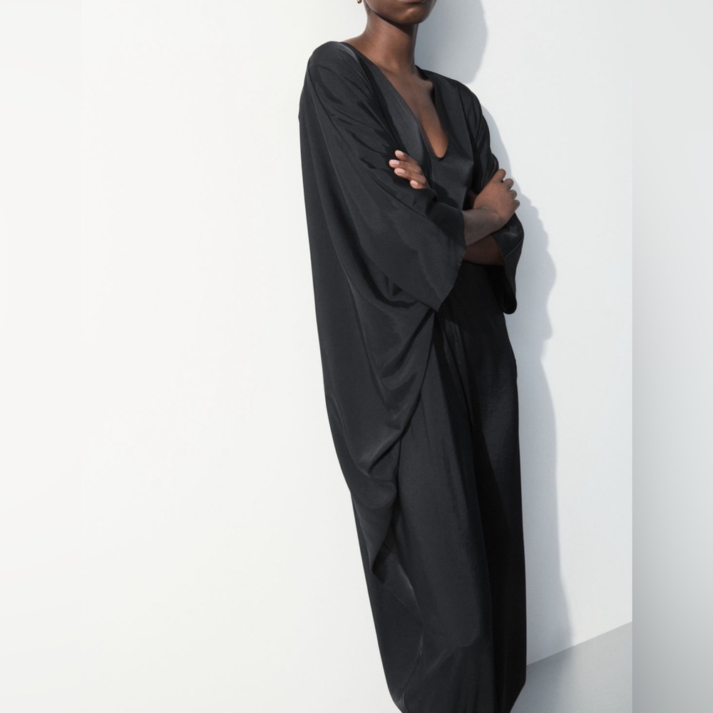 COS FLUID JUMPSUIT! - Picture 3 of 13